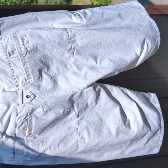 Oakley Shorts - Picture 5 of 9